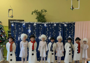 Dzieci z grupy 7 podczas występu