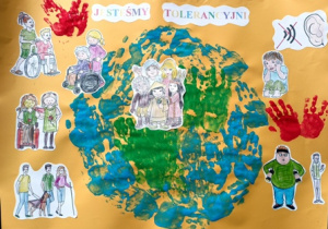 Wykonany plakat pod hasłem ,,Jesteśmy tolerancyjni" przez dzieci z grupy 2.