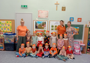 Wspólne zdjęcie grupy I podczas Balu jesieni.